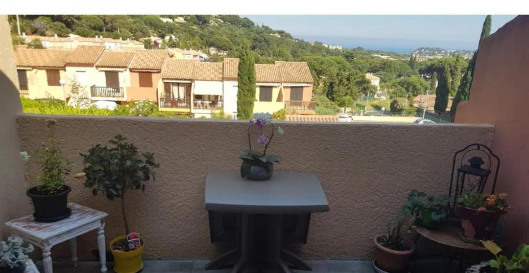 Hameau Du Soleil Apartment Кавалере-сюр-Мер Екстериор снимка